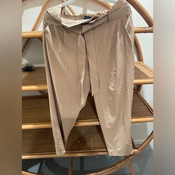 Tommy Hilfiger Pants - Tommy Hilfiger khaki paper bag waist pants